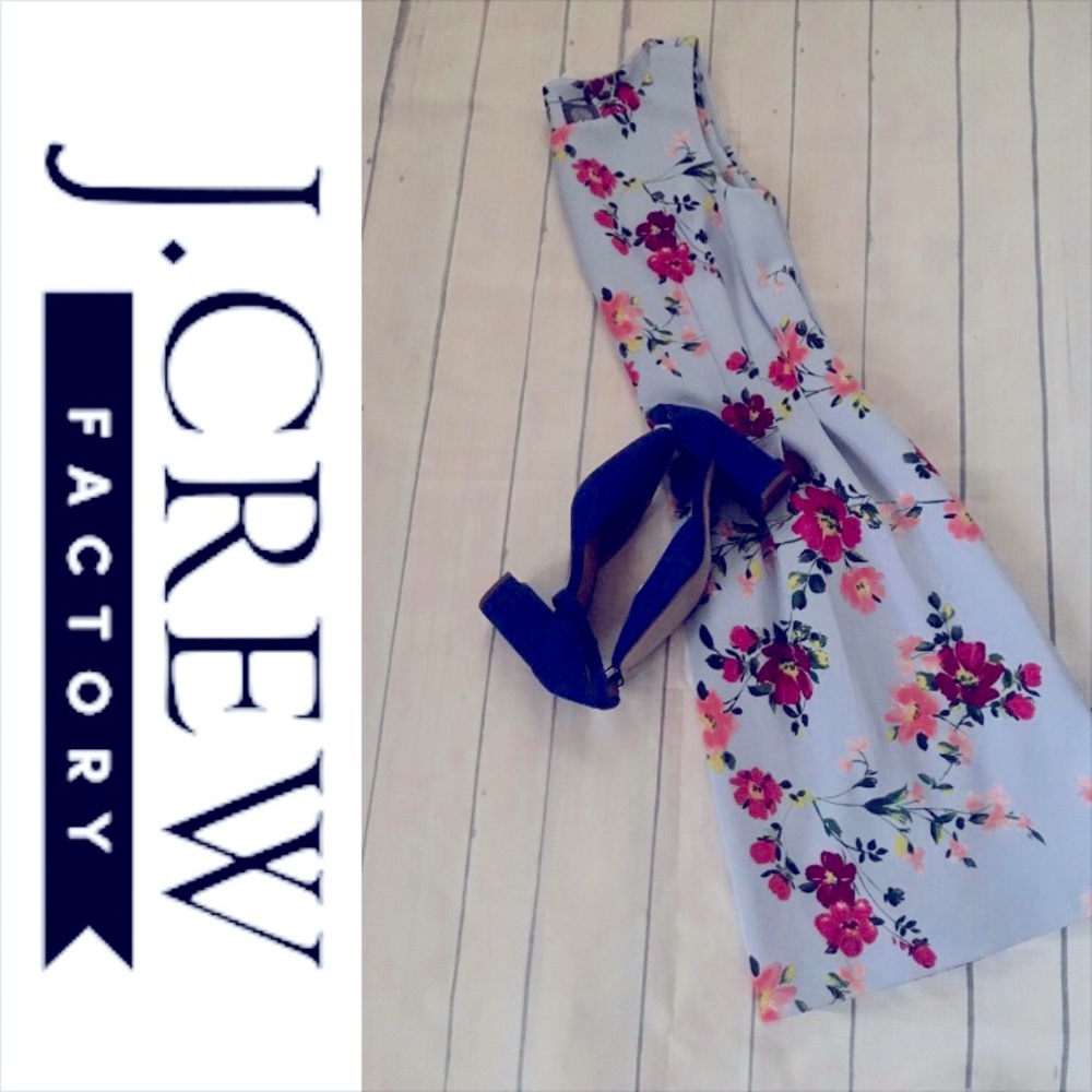 NWOT-Royal Blue Block heels